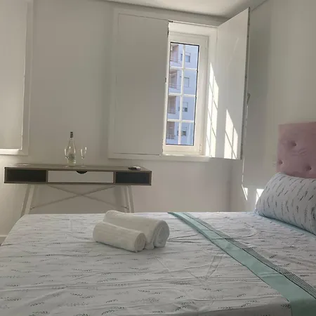 Auberge de jeunesse Casa Augusta 6 *