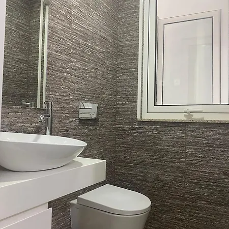 Casa Augusta 6 Хостел *