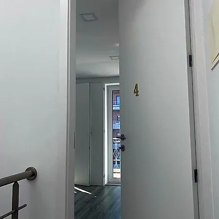 Auberge de jeunesse Casa Augusta 6 *