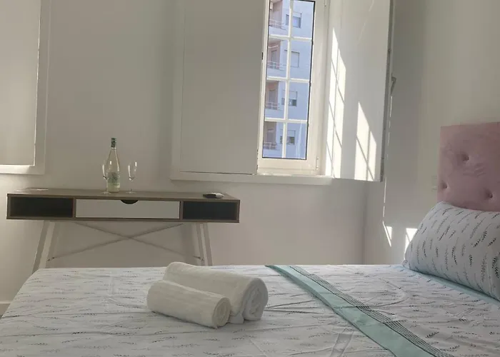 Auberge de jeunesse Casa Augusta 6 *